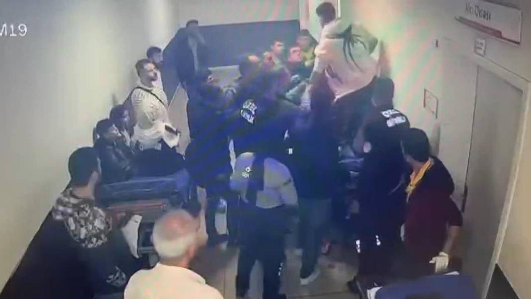 Yaralı adam kendisine müdahale eden doktora saldırdı - Resim: 6